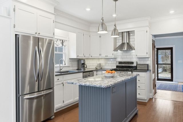 79 Florence Ave, Melrose, MA 02176