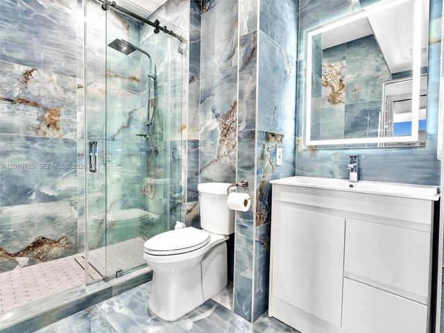3731 N Country Club Drive PH24, Aventura, FL 33180
