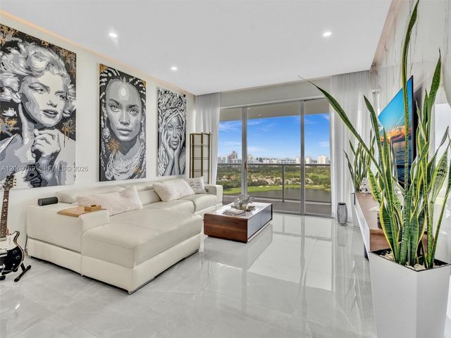 3731 N Country Club Drive PH24, Aventura, FL 33180