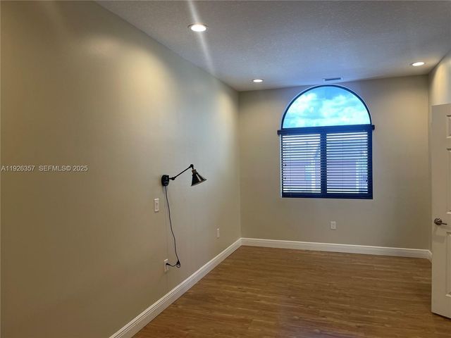 9265 NW 16th Street, Pembroke Pines, FL 33024