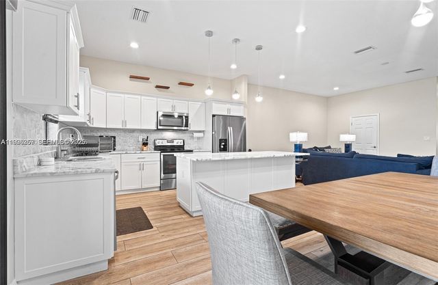 9265 NW 16th Street, Pembroke Pines, FL 33024