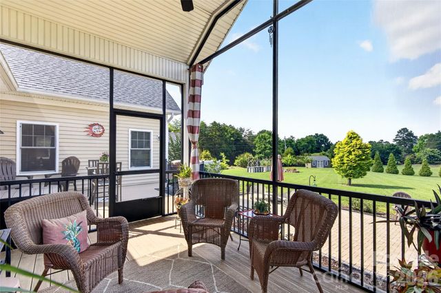 107 Buffalo Creek Drive, Statesville, NC 28677