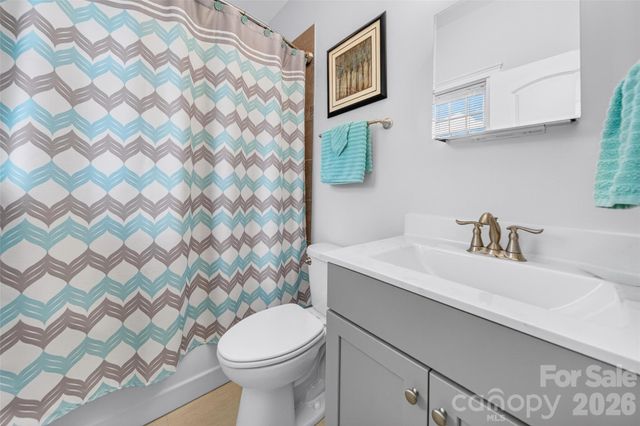107 Buffalo Creek Drive, Statesville, NC 28677
