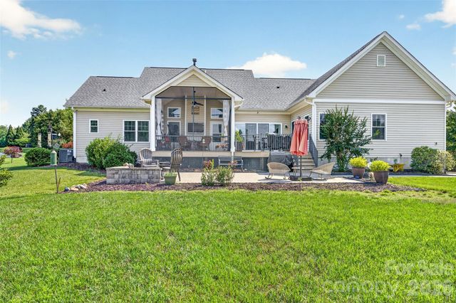107 Buffalo Creek Drive, Statesville, NC 28677