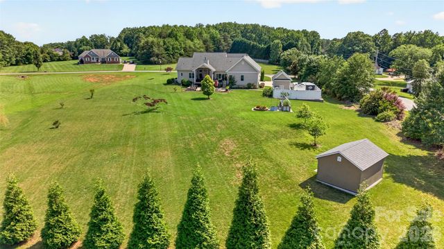 107 Buffalo Creek Drive, Statesville, NC 28677