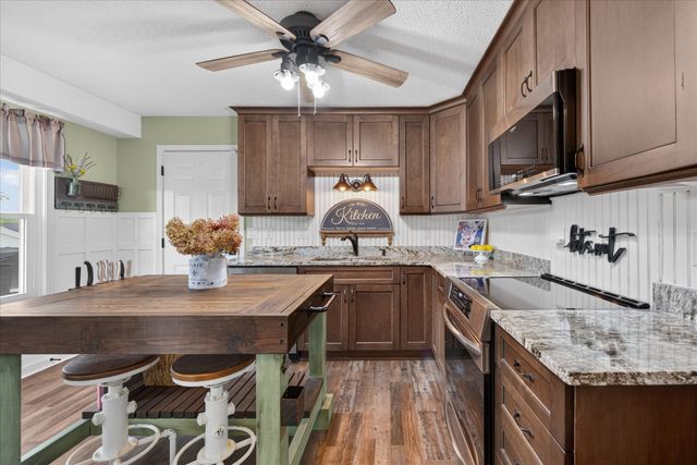 1318 Meredith Way, Clarksville, TN 37042