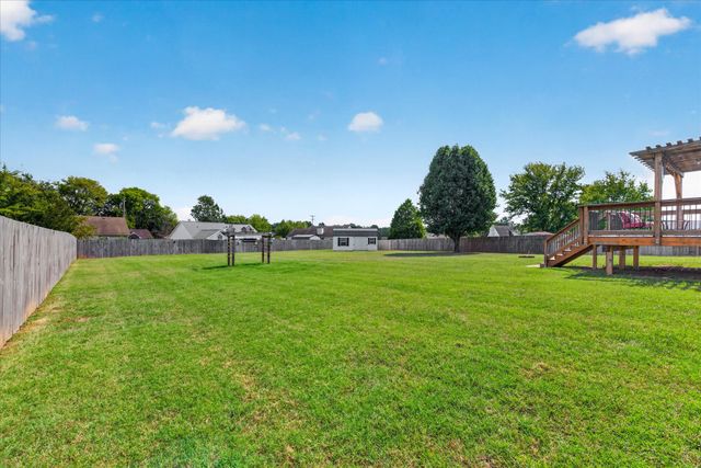 1318 Meredith Way, Clarksville, TN 37042