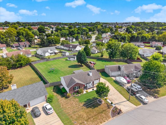 1318 Meredith Way, Clarksville, TN 37042