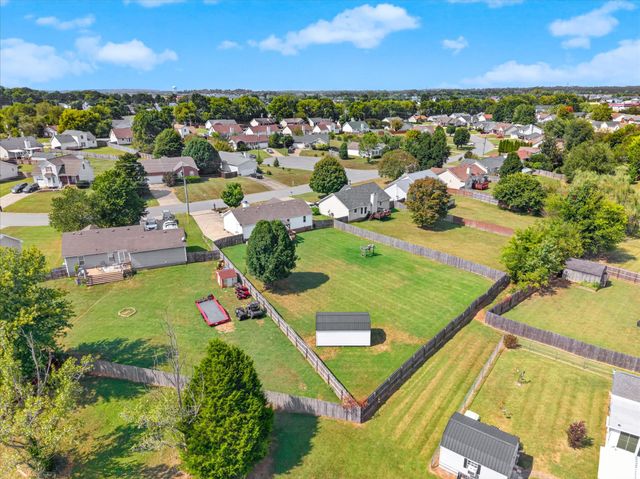 1318 Meredith Way, Clarksville, TN 37042