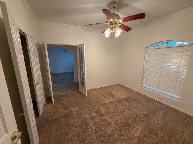 2117 Shorthorn Trail, Crowley, TX 76036