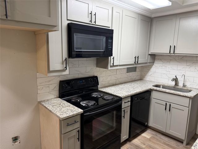 2117 Shorthorn Trail, Crowley, TX 76036