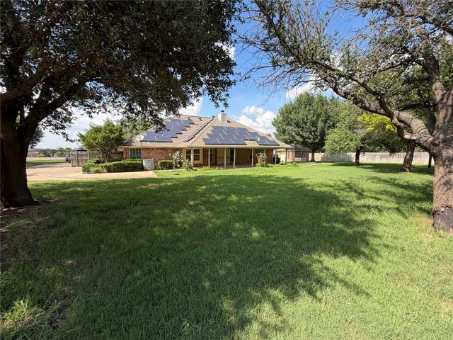 2117 Shorthorn Trail, Crowley, TX 76036