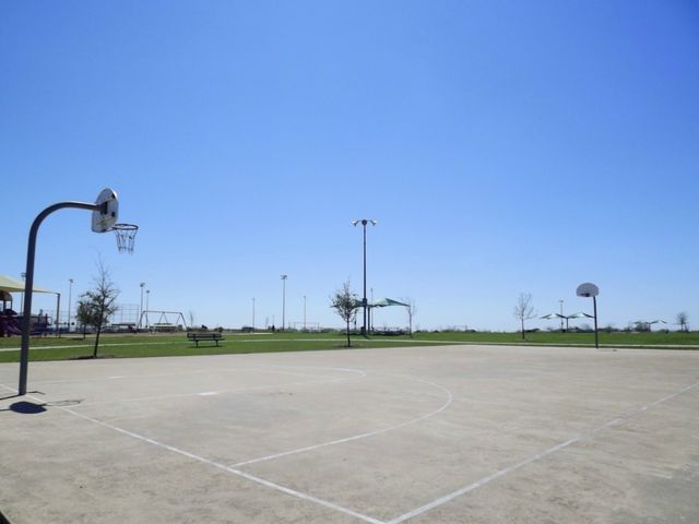 2117 Shorthorn Trail, Crowley, TX 76036