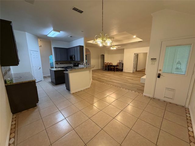 2117 Shorthorn Trail, Crowley, TX 76036