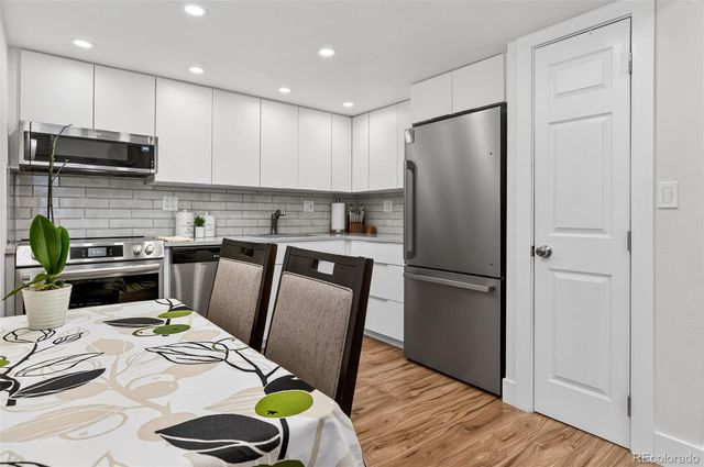 9690 Brentwood Way 207, Broomfield, CO 80021