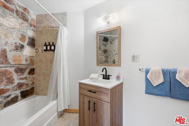 42958 Moonridge Road, Big Bear City, CA 92315