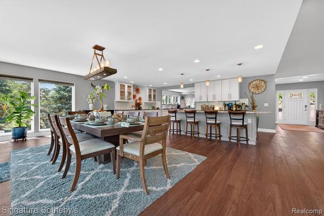 30650 Lahser Road, Beverly Hills, MI 48025