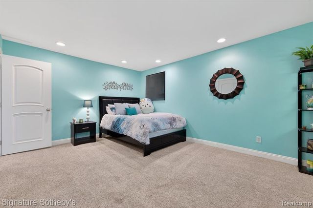 30650 Lahser Road, Beverly Hills, MI 48025