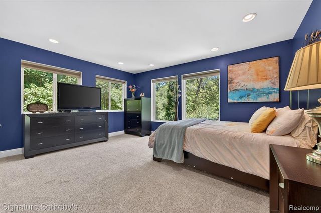 30650 Lahser Road, Beverly Hills, MI 48025