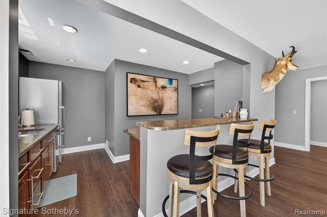 30650 Lahser Road, Beverly Hills, MI 48025