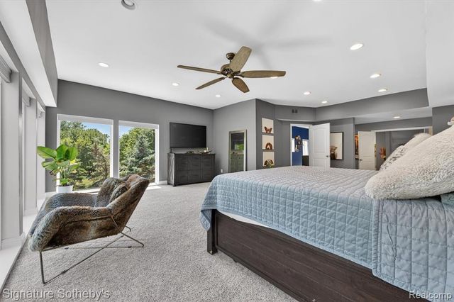 30650 Lahser Road, Beverly Hills, MI 48025