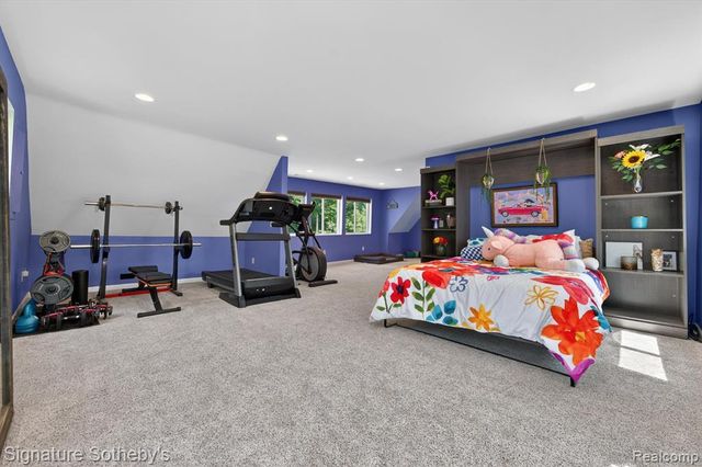 30650 Lahser Road, Beverly Hills, MI 48025