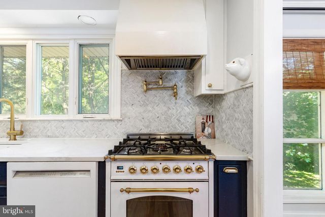 1128 COVENTRY RD, Cheltenham, PA 19012