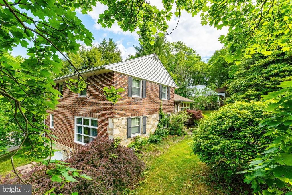 1128 COVENTRY RD, Cheltenham, PA 19012