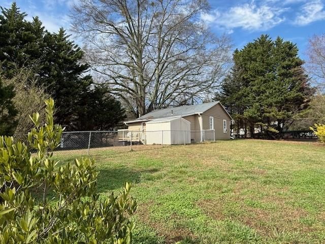 5621 Church Street, Flowery Branch, GA 30542