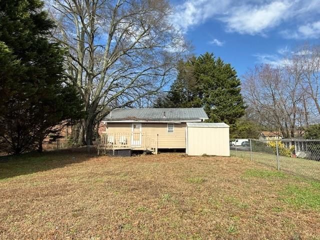 5621 Church Street, Flowery Branch, GA 30542