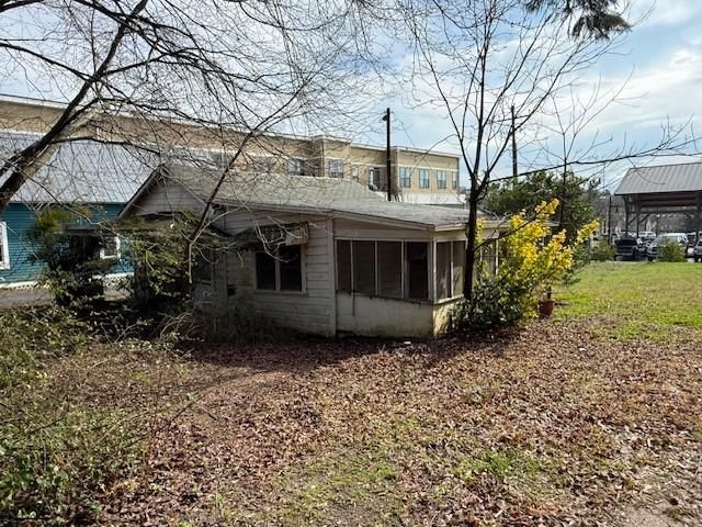 5621 Church Street, Flowery Branch, GA 30542