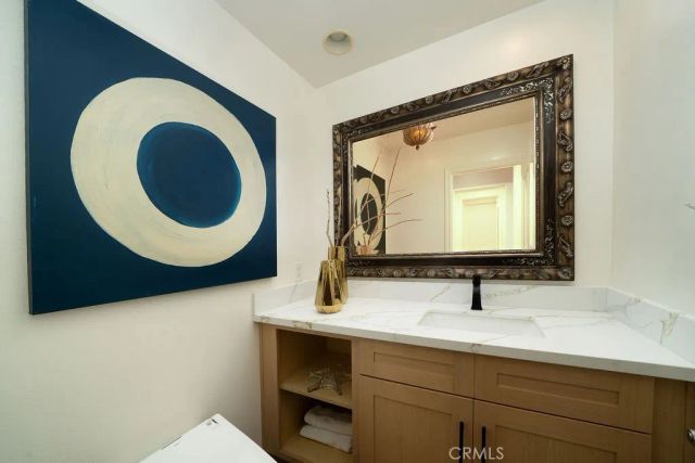 60 New Dawn, Irvine, CA 92620