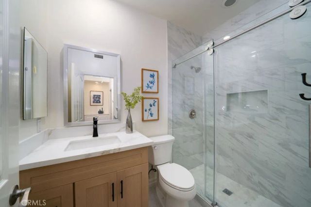 60 New Dawn, Irvine, CA 92620