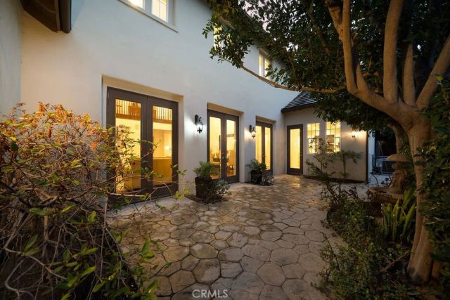 60 New Dawn, Irvine, CA 92620