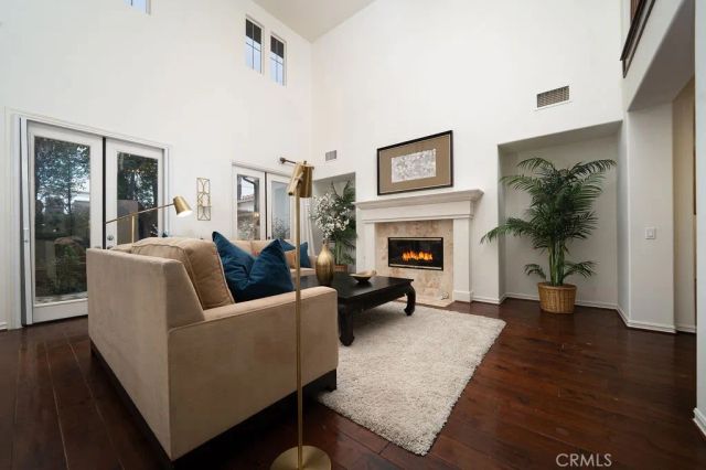 60 New Dawn, Irvine, CA 92620