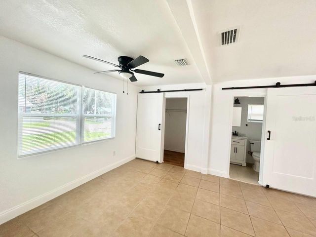 8004 N MARKS STREET, Tampa, FL 33604
