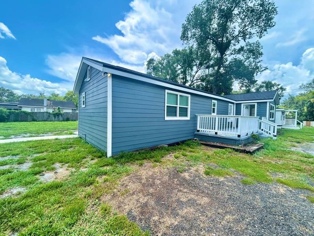 8004 N MARKS STREET, Tampa, FL 33604