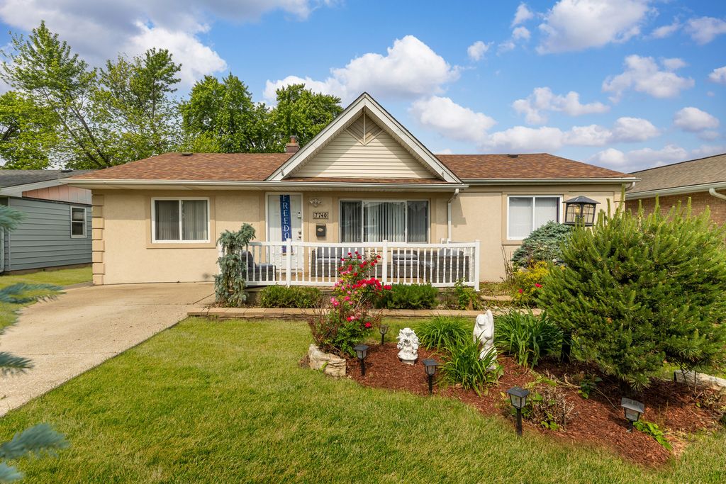 7740 Monitor Avenue, Burbank, IL 60459