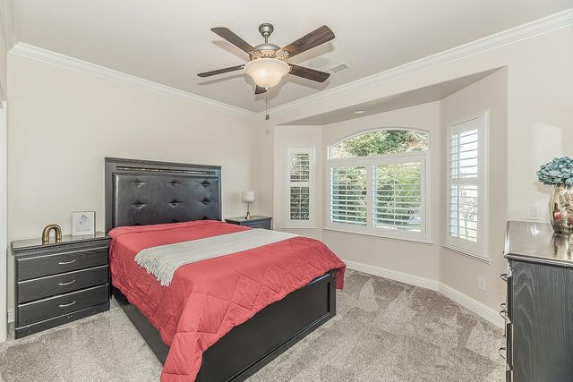 2888 Ashcroft Avenue, Clovis, CA 93611