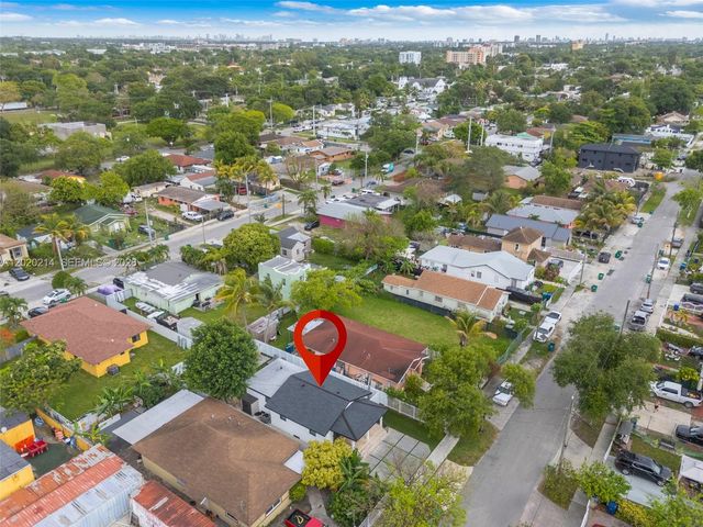 2171 NW 49th St, Miami, FL 33142
