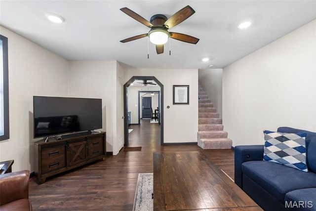 5226 Elizabeth Avenue, St Louis, MO 63110