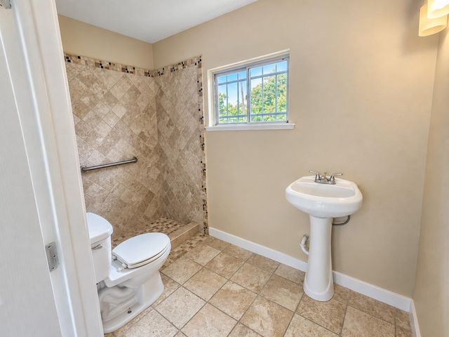 1203 Maroby Street, Houston, TX 77017