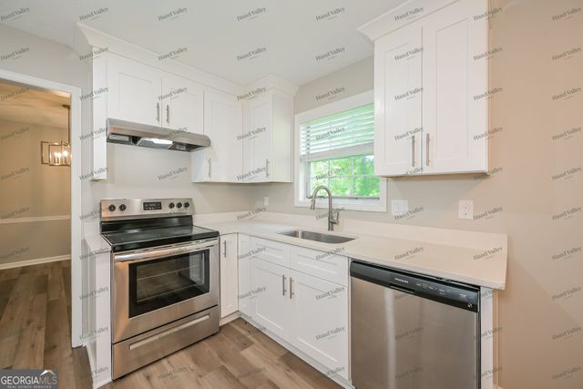 262 Timothy Lane NW, Lilburn, GA 30047