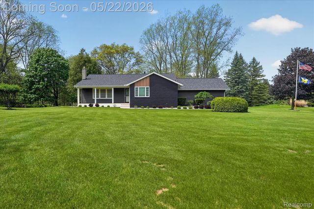 12192 Overlook Drive, Tyrone Township, MI 48430