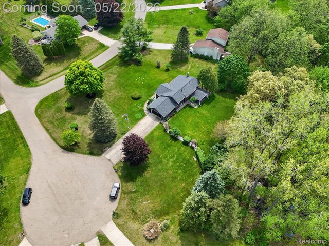 12192 Overlook Drive, Tyrone Township, MI 48430