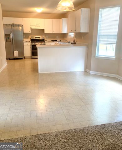 6780 Manor Creek Drive, Douglasville, GA 30135