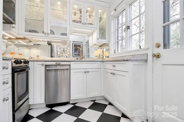 1817 Jameston Drive, Charlotte, NC 28209