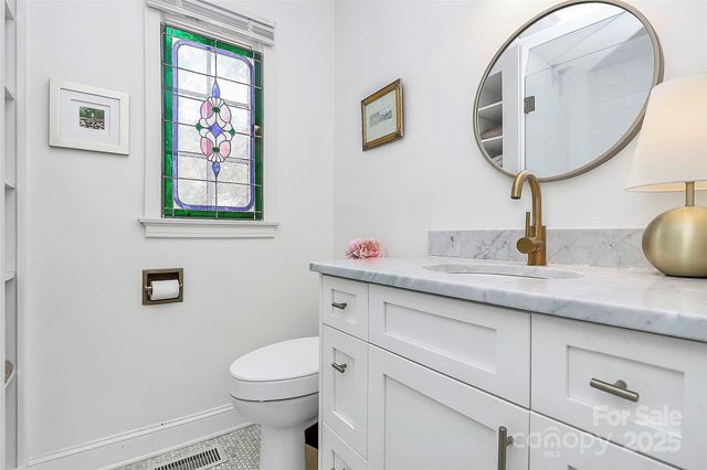 1817 Jameston Drive, Charlotte, NC 28209