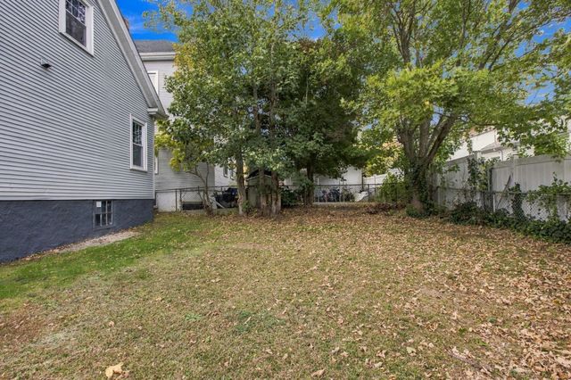 215 Clifford St, New Bedford, MA 02745