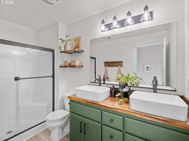 2639 JUNIPER St, Forest Grove, OR 97116